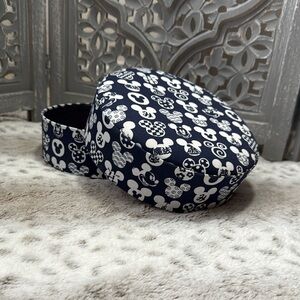 Tokyo Disney snack box collectible Minnie Mickey Mouse Disneyland fandom Japan